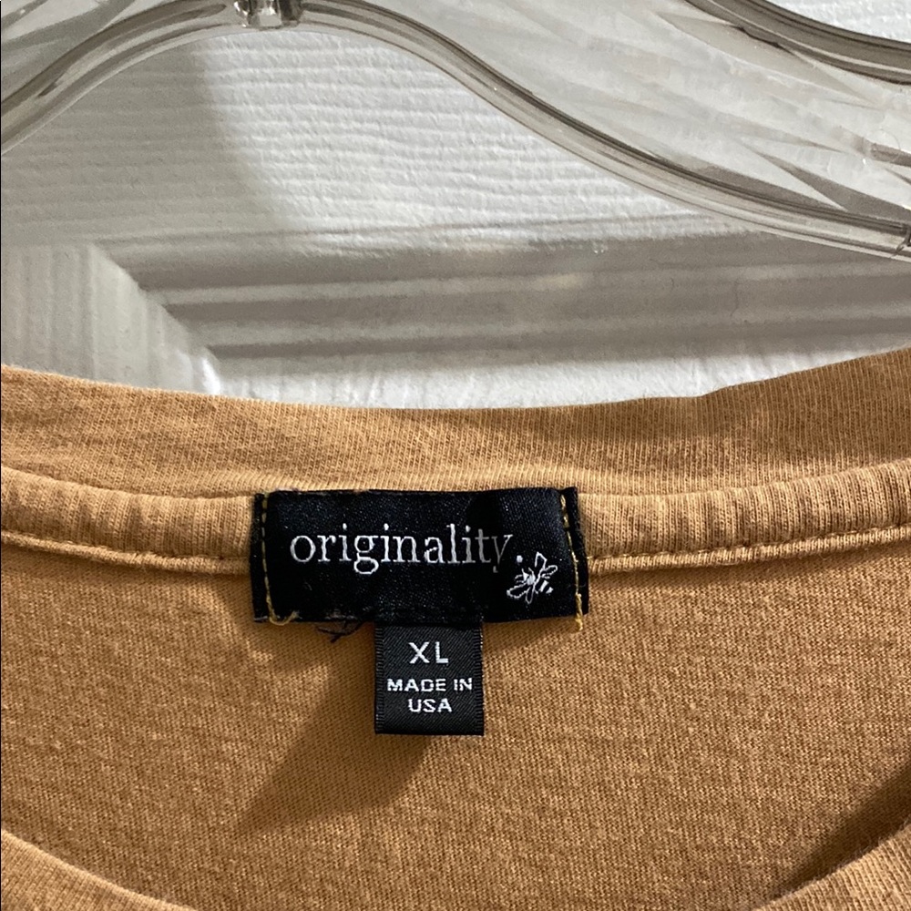 Originality Tan Short Sleeve Tee with Vintage Graphic - Picture 2 of 3
